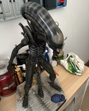 Listing image for Alien Xenomorph Collectable Figure/Statue with Display Base Sci-Fi Figure